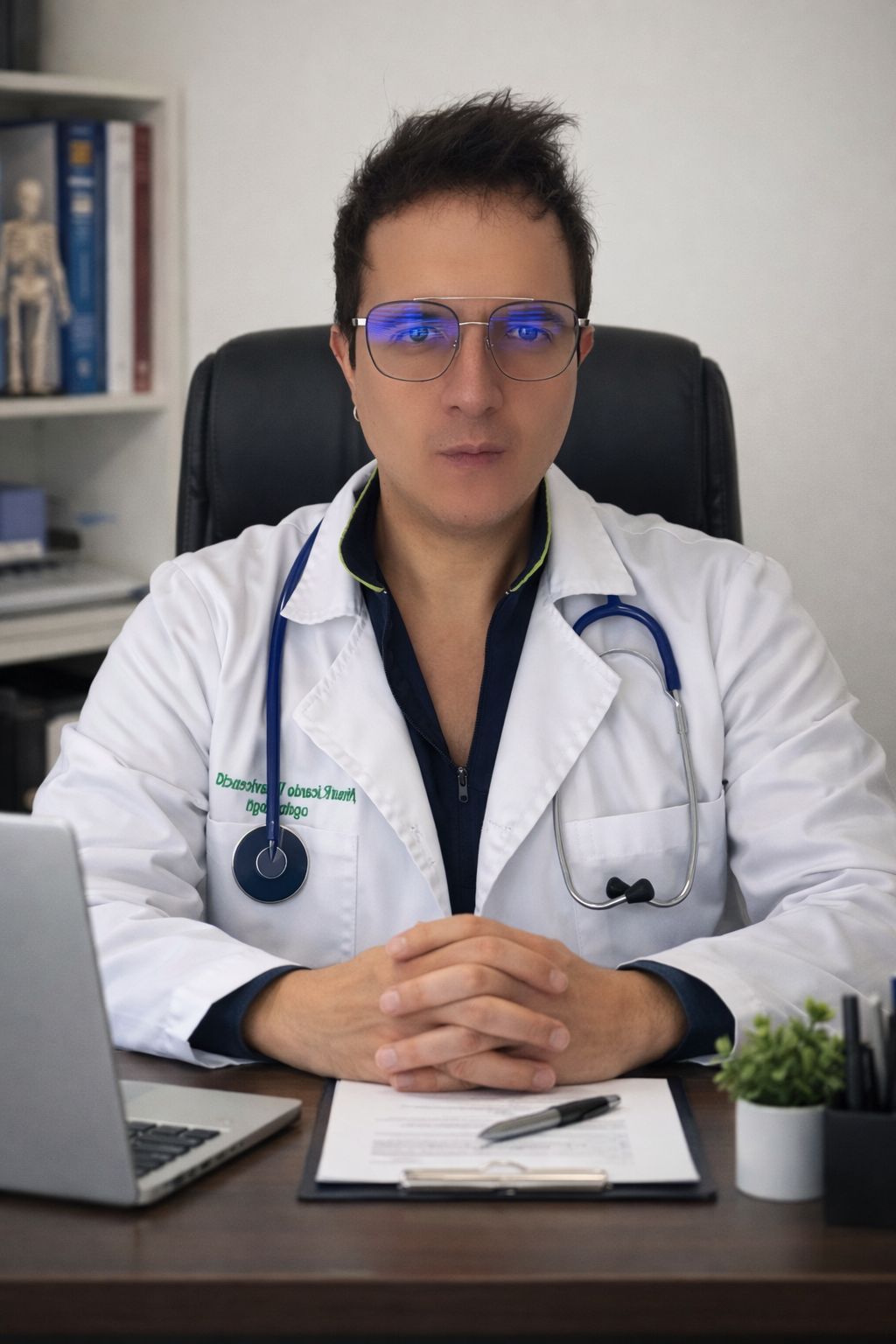 Nutriólogo Ricardo Villavicencio R en Quito, Ecuador